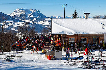 Skihütte in der Region Kaiserwinkl, (c)  Tourismusverband Kaiserwinkl
