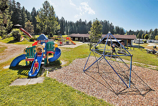 Großer Abenteuerspielplatz am Campingplatz Wilder Kaiser in Kössen